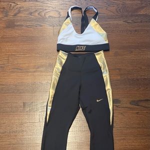 Nike sports bra and leggings set xs